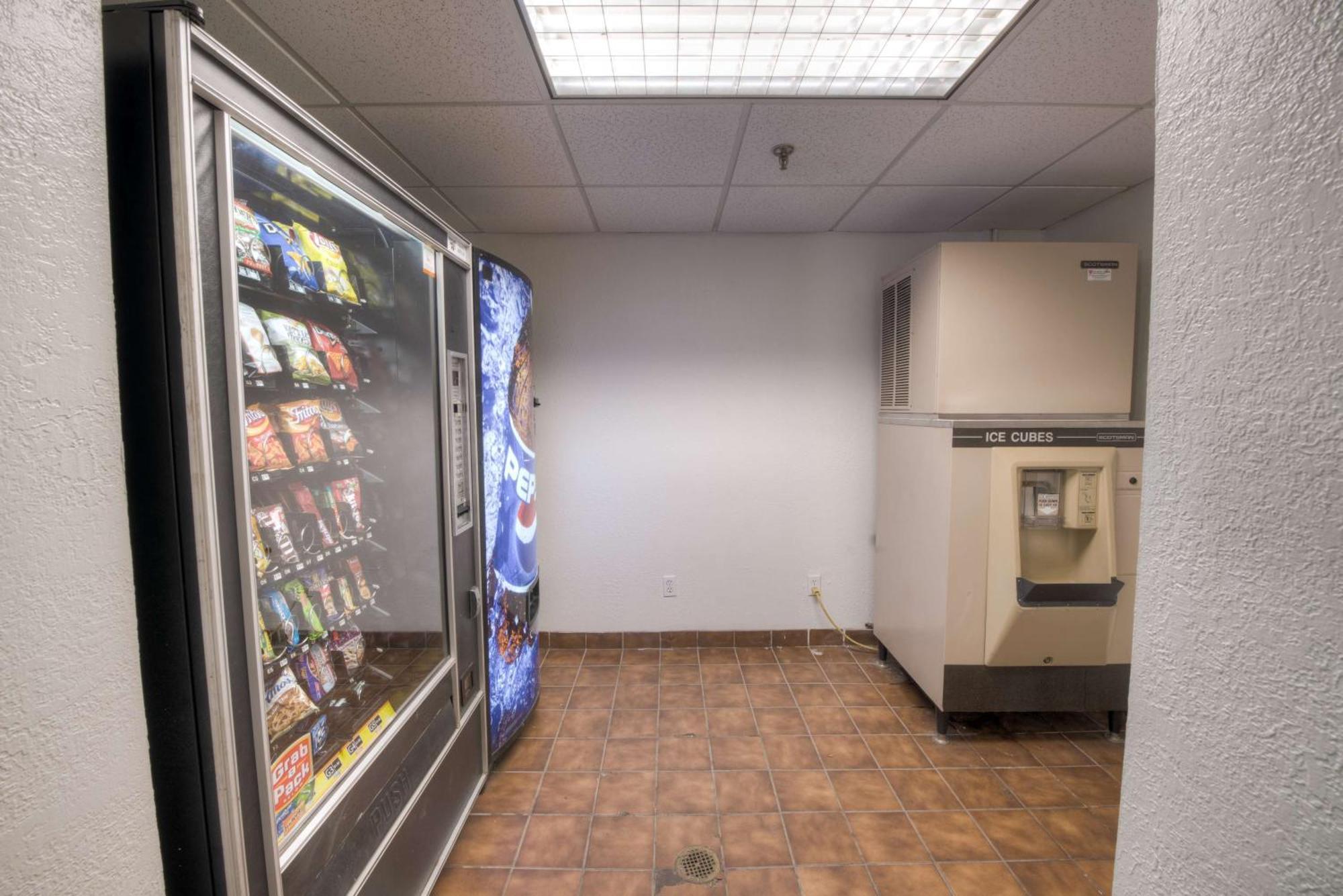 Motel 6-Branford, Ct - New Haven 외부 사진