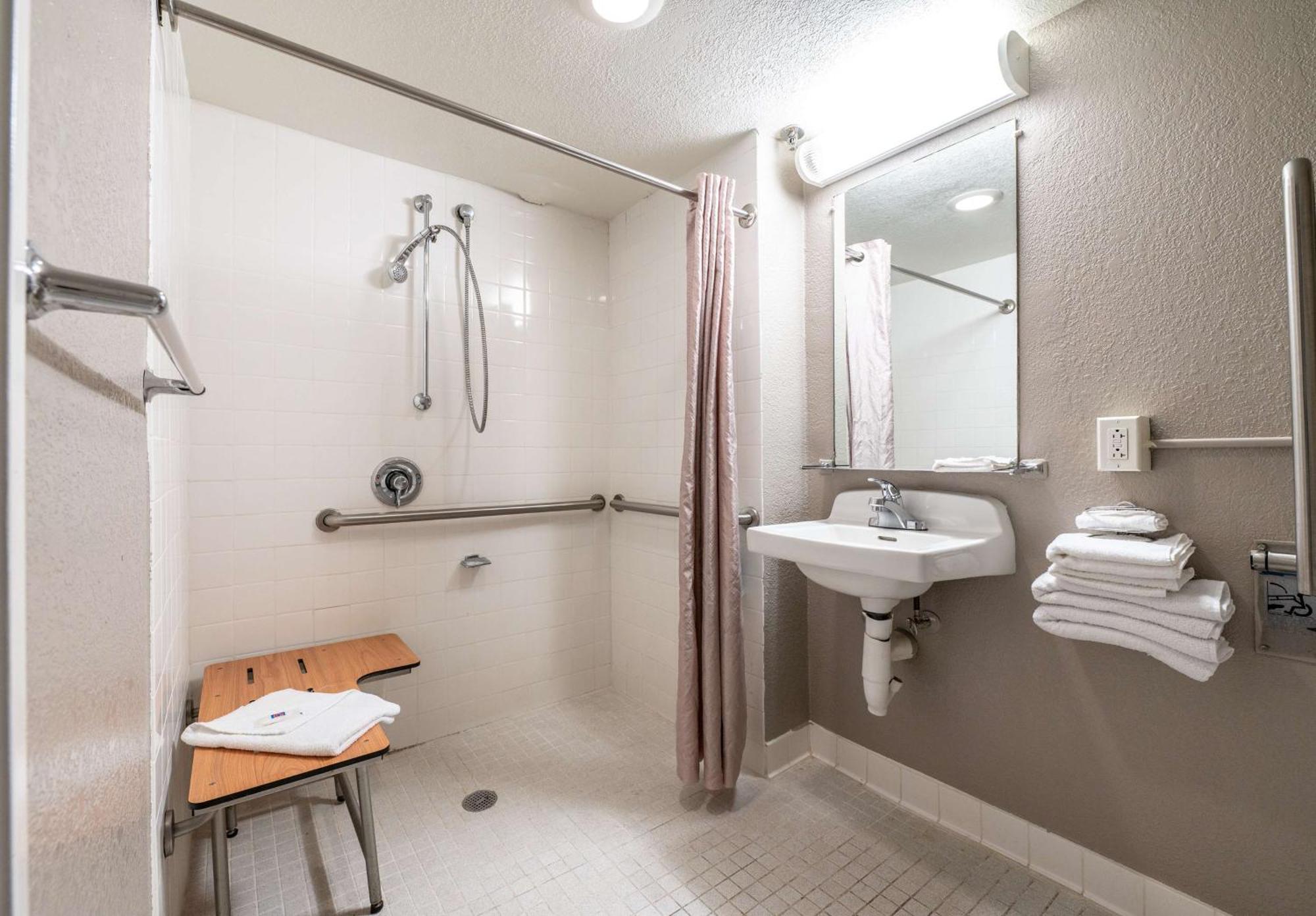 Motel 6-Branford, Ct - New Haven 외부 사진