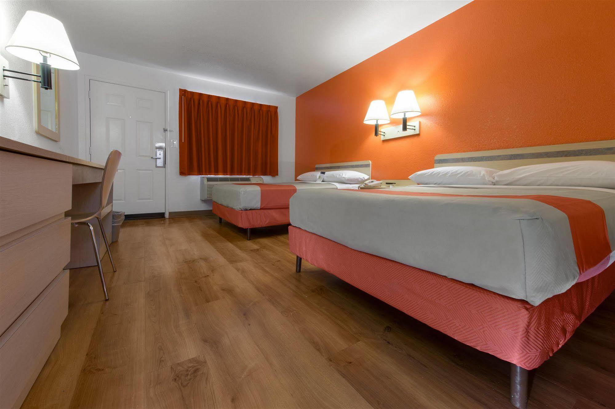 Motel 6-Branford, Ct - New Haven 외부 사진