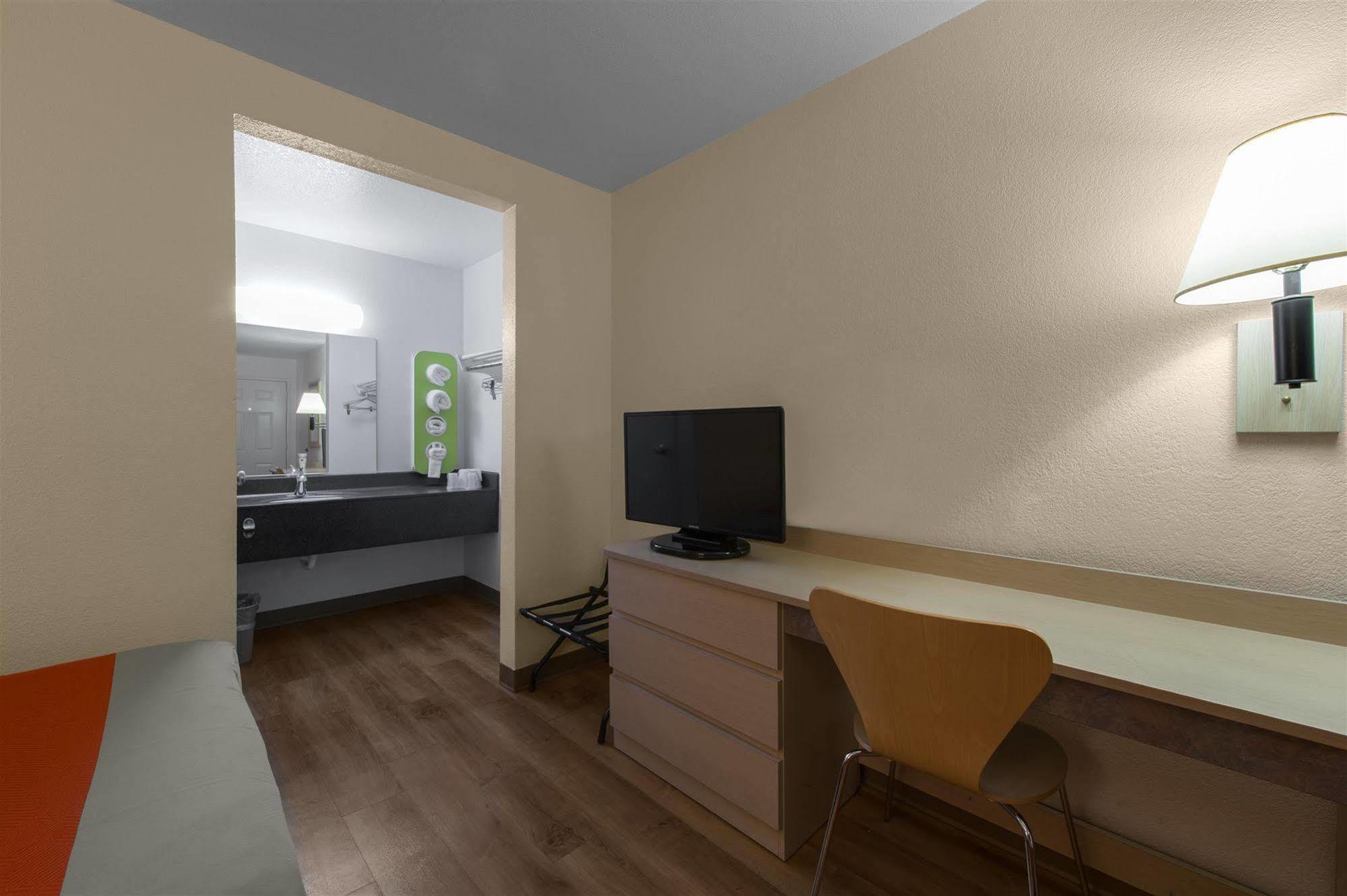 Motel 6-Branford, Ct - New Haven 외부 사진