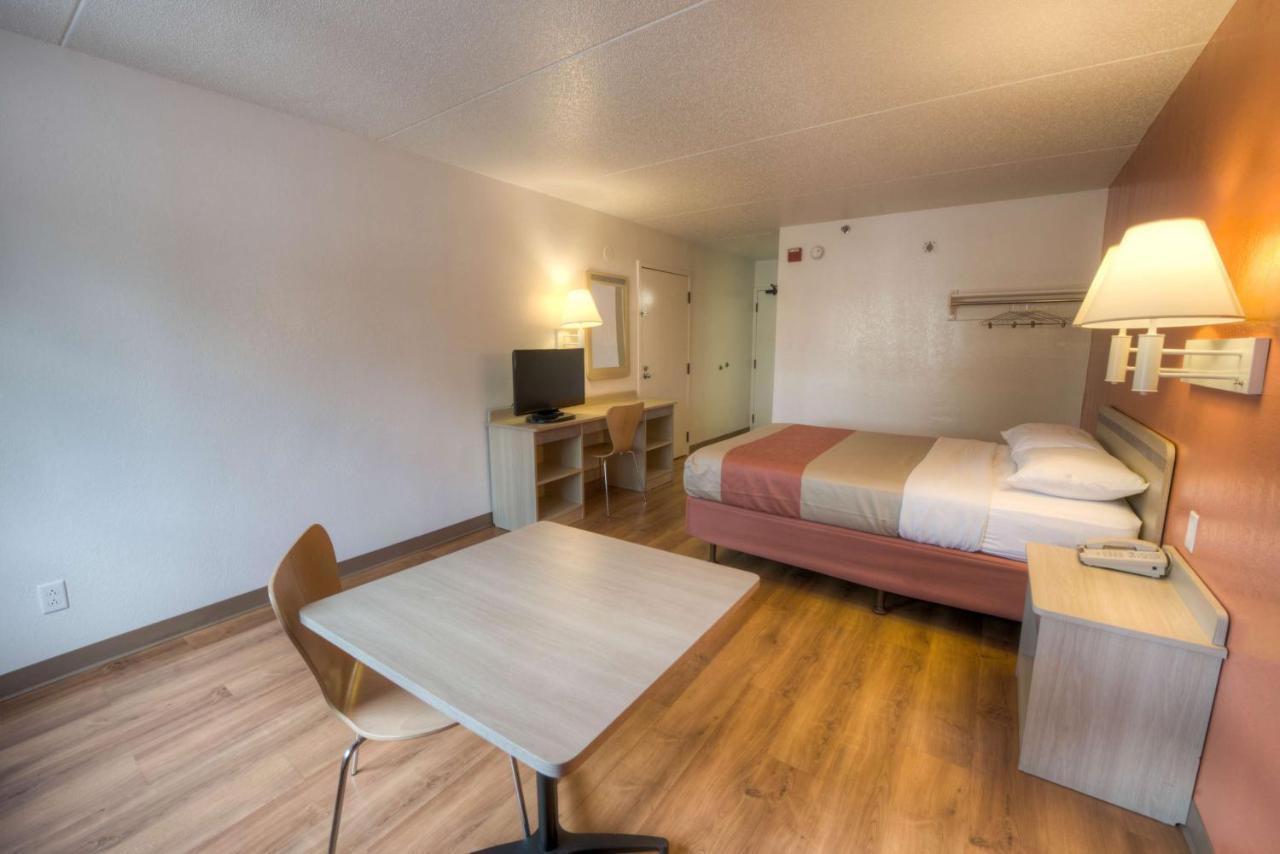 Motel 6-Branford, Ct - New Haven 외부 사진