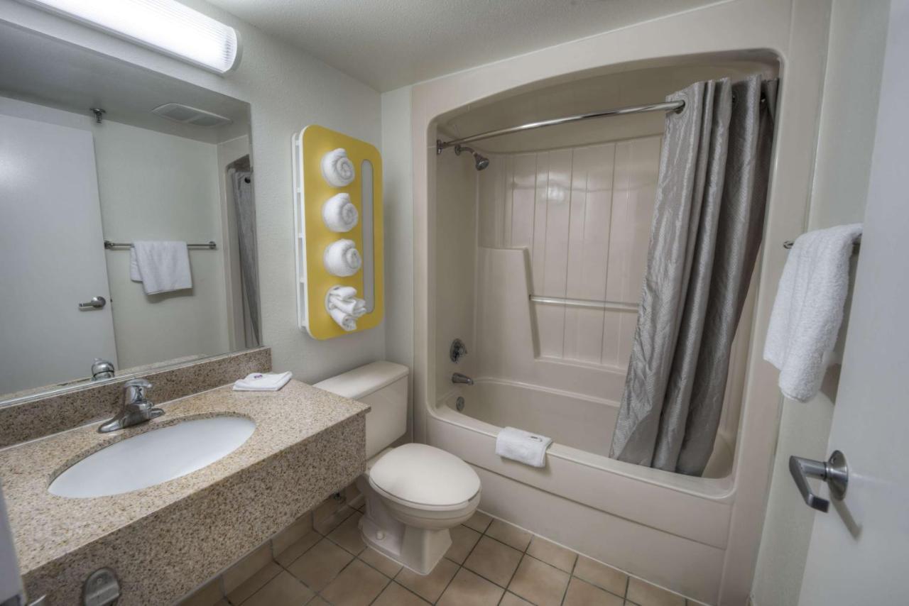 Motel 6-Branford, Ct - New Haven 외부 사진