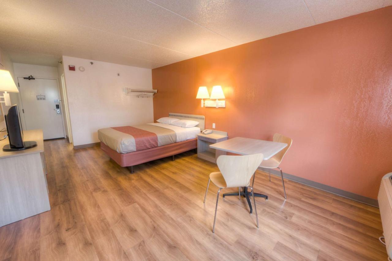 Motel 6-Branford, Ct - New Haven 외부 사진